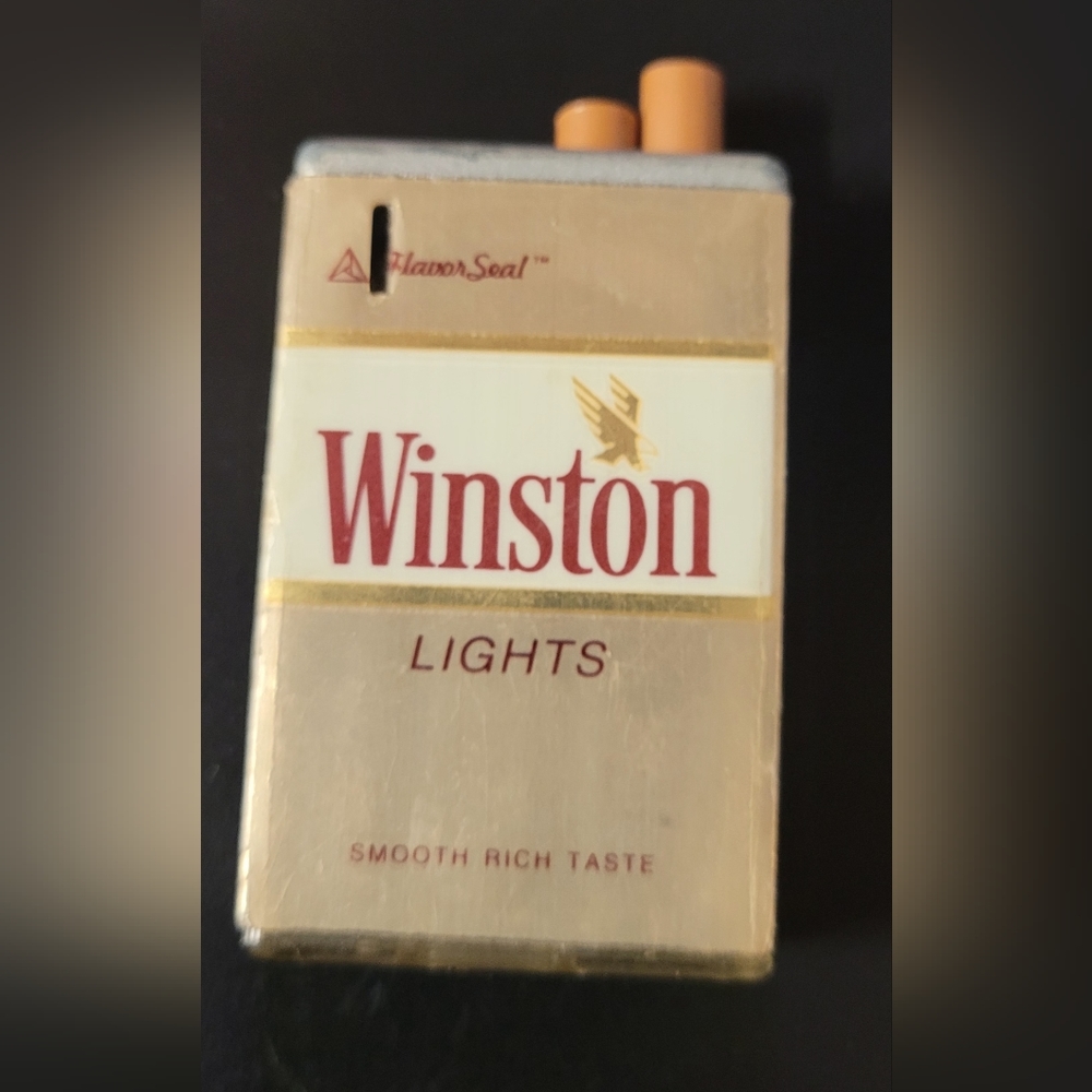 Vintage Winston Light Lighter